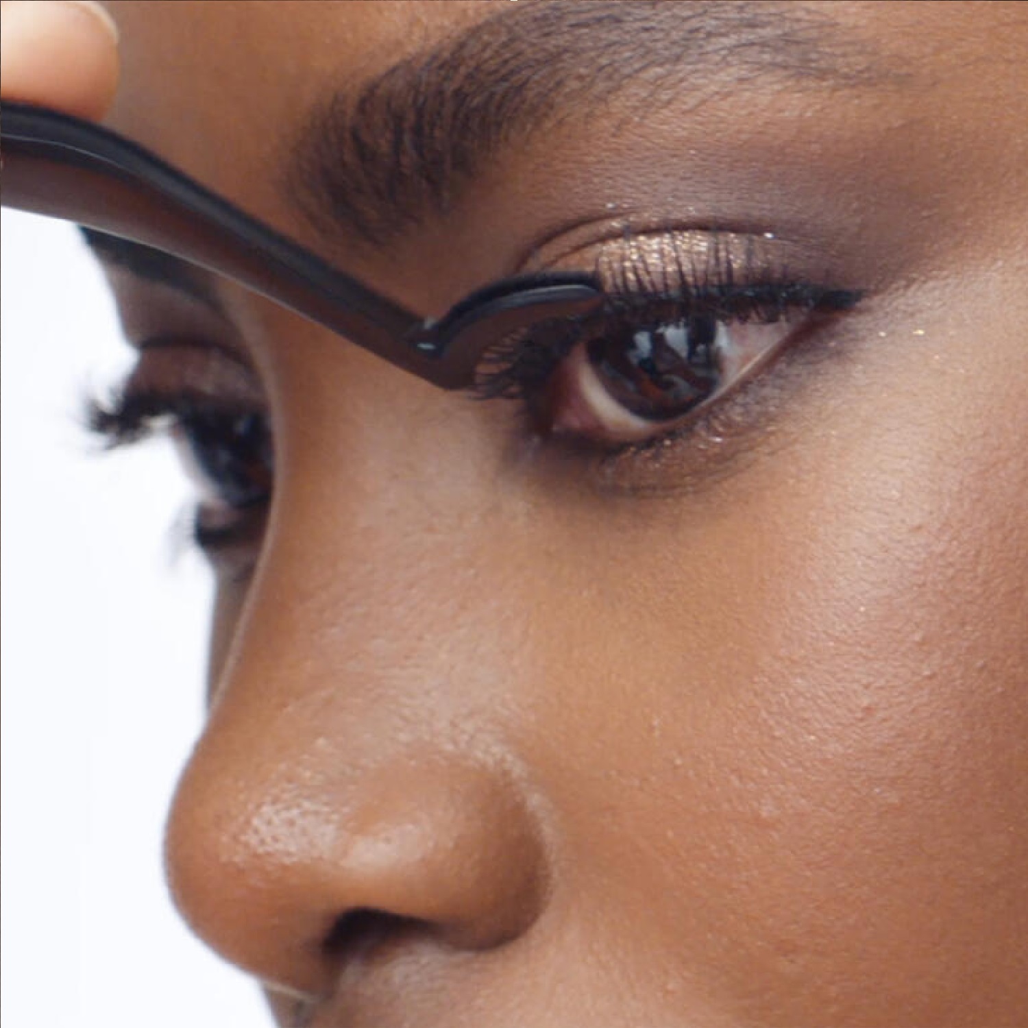 FALSE LASHES REVAMP (KIT DE PESTAÑAS POSTIZAS  Y REUTILIZABLES)